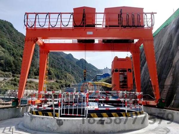 120噸架橋機主梁優(yōu)先采用雙箱型主梁結(jié)構(gòu)